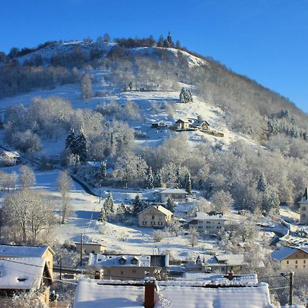 Appartement Cosy A Cornimont 30 M² Avec Terrasse Et Vue Montagne エクステリア 写真
